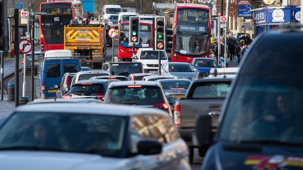 Corporate & Contract Coach Hire in London